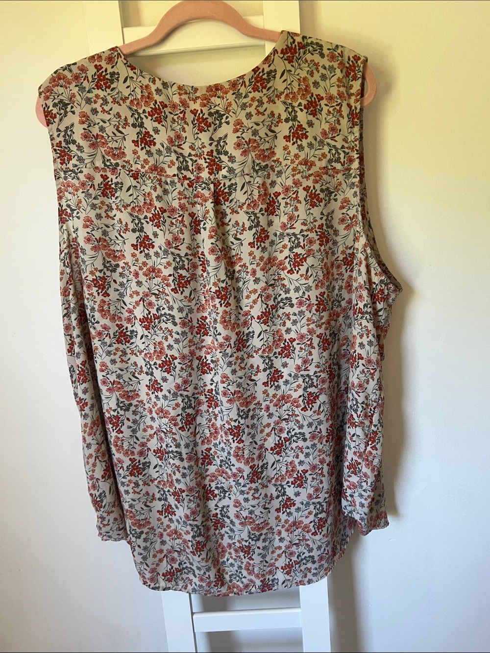 Maurices Cream Sleeveless Button-Front Blouse with Red Floral - Picture 3 of 3